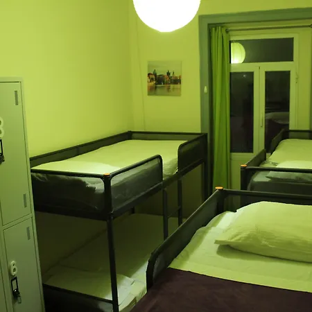 Ξενοδοχείο με διαμερίσματα Sweet Dreams *